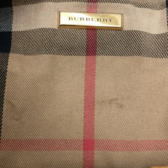 Authentic Burberry bag - Picture 1 of 9